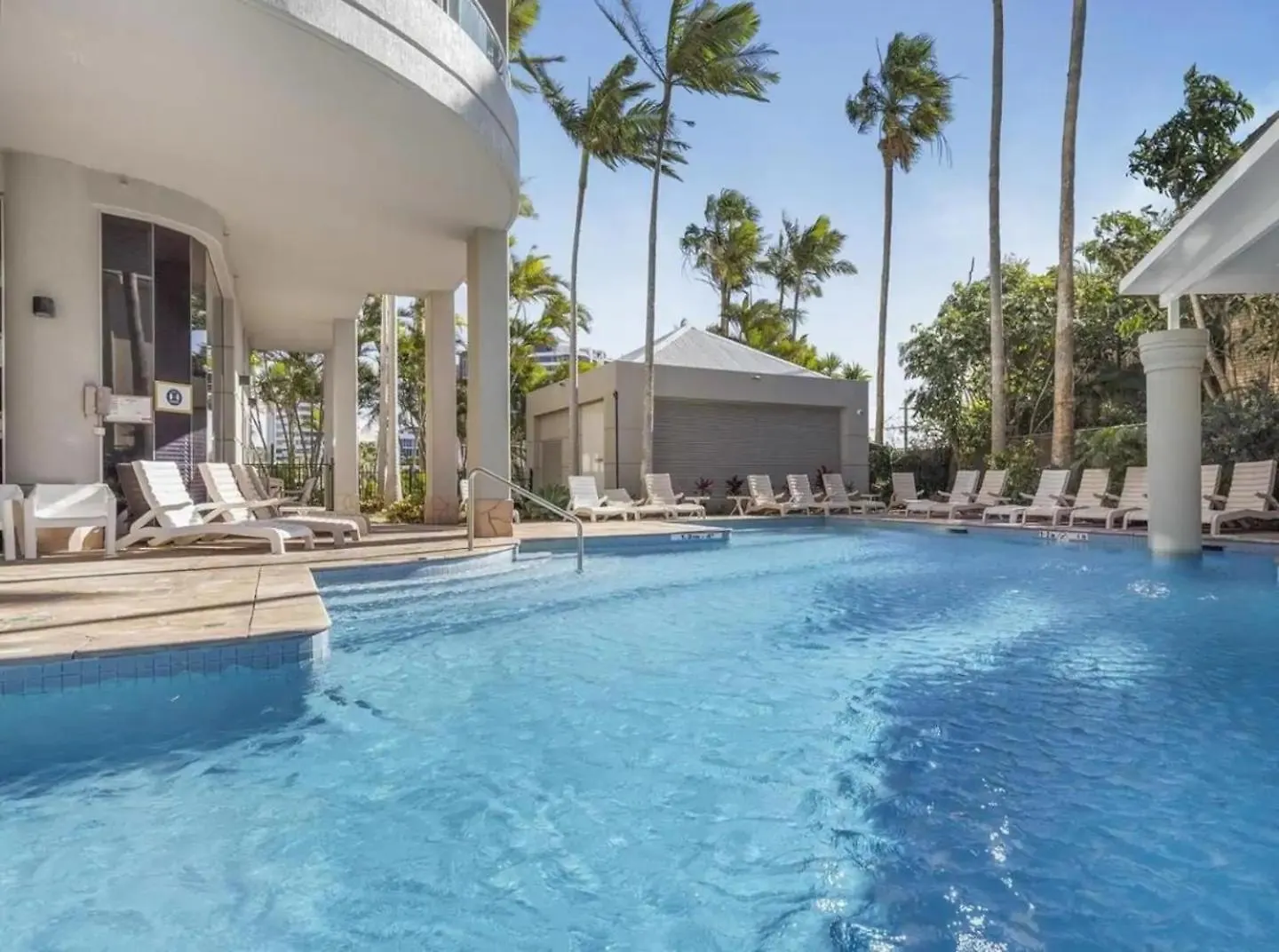 Deluxe Private Apartment And Studio - Ocean Views Gold Coast