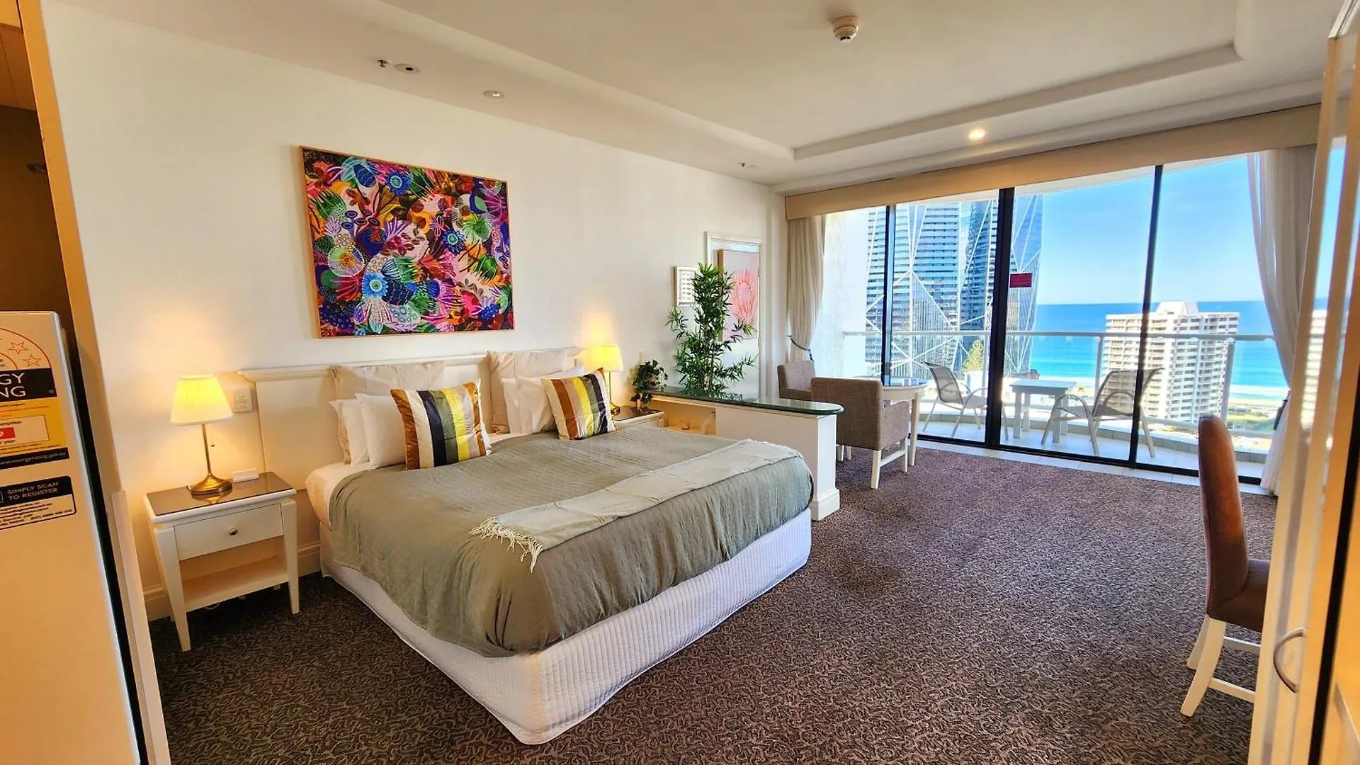 Deluxe Private Apartment And Studio - Ocean Views Gold Coast 0*,  Australia
